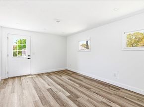 64 Rosepoint Ave, Wareham MA 02576