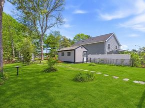 64 Rosepoint Ave, Wareham MA 02576