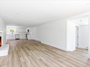64 Rosepoint Ave, Wareham MA 02576