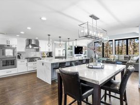 901 Randolph Ave, Milton MA 02186
