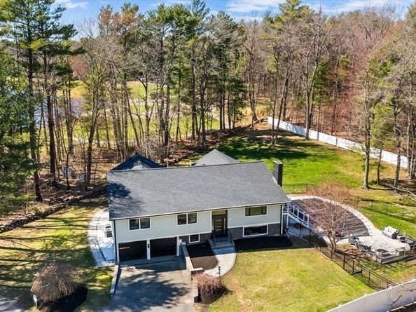 901 Randolph Ave, Milton MA 02186