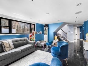 901 Randolph Ave, Milton MA 02186