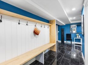 901 Randolph Ave, Milton MA 02186