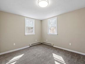 511 E County Rd, Rutland MA 01543