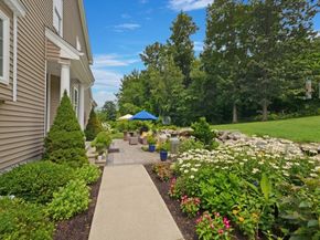39 Luka Dr 39, Grafton MA 01519