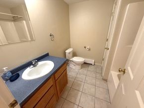 12 Sherwood Road, Worcester MA 01602