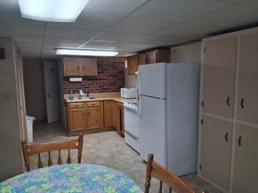 4 Ayrshire Rd, Worcester MA 01604