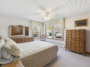 4 Ayrshire Rd, Worcester MA 01604
