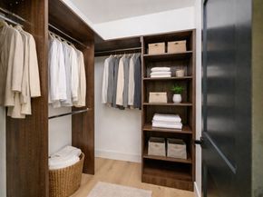 21 Tanglewood Road 4, Boston MA 02124
