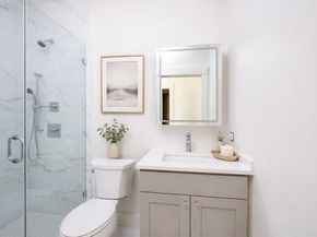 21 Tanglewood Road 4, Boston MA 02124