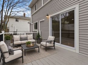 123 Pine Hill Cir, Waltham MA 02451