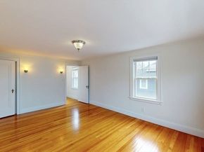 22 Longfellow Rd, Worcester MA 01602