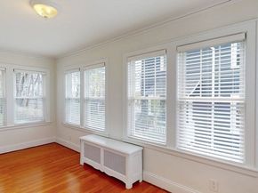 22 Longfellow Rd, Worcester MA 01602