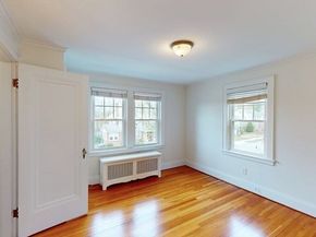 22 Longfellow Rd, Worcester MA 01602
