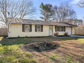 12 Parker Drive, Wareham MA 02571