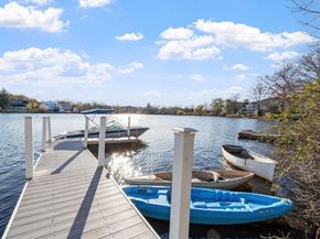 10 Lake View Pl, Lynn MA 01904