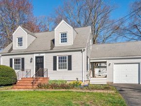 43 3rd St, Norwood MA 02062