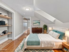 49 Essex St 2L, Salem MA 01970