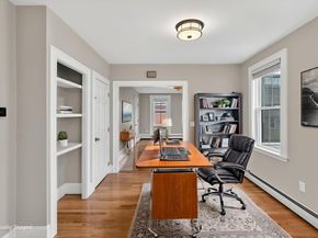 49 Essex St 2L, Salem MA 01970