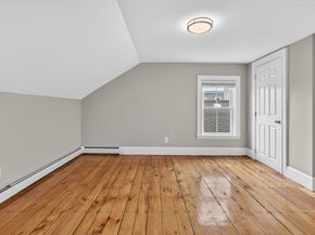 49 Essex St 2L, Salem MA 01970