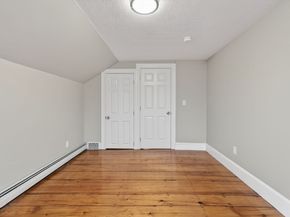 49 Essex St 2L, Salem MA 01970