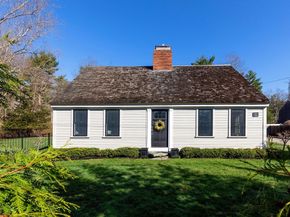 153 Wapping Rd, Kingston MA 02364