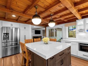 153 Wapping Rd, Kingston MA 02364
