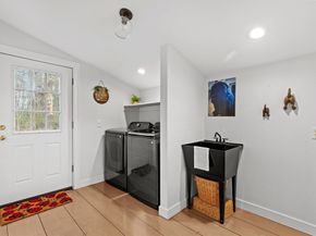 153 Wapping Rd, Kingston MA 02364