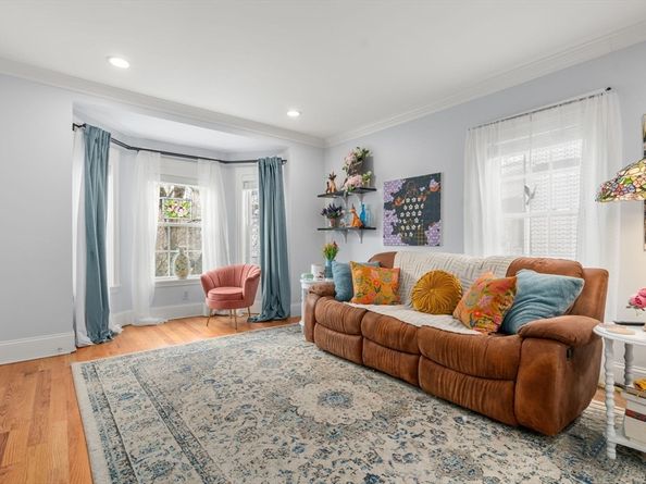 15 Upland Road 3, Cambridge MA 02140