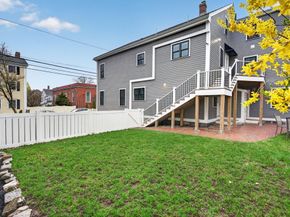 49 Essex St 2R, Salem MA 01970