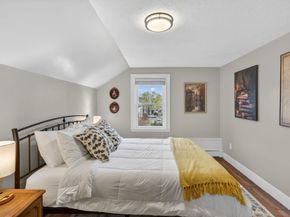 49 Essex St 2R, Salem MA 01970