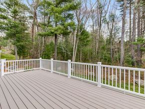 4 Brookmeadow Ln, Grafton MA 01560
