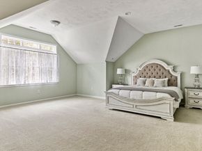 4 Brookmeadow Ln, Grafton MA 01560