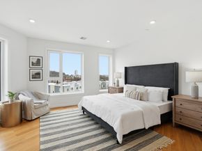 267 Old Colony 506, Boston MA 02127