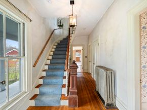 327 East St, Hingham MA 02043