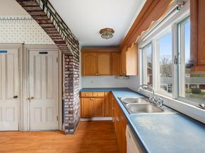 327 East St, Hingham MA 02043