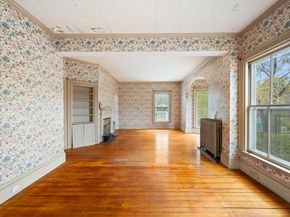327 East St, Hingham MA 02043