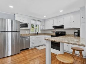 72 Ledgebrook Rd, Weymouth MA 02190