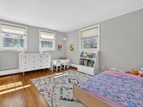72 Ledgebrook Rd, Weymouth MA 02190
