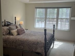 14 Millers Way D, Sutton MA 01590