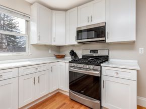 26 Cedar St 2, Marblehead MA 01945