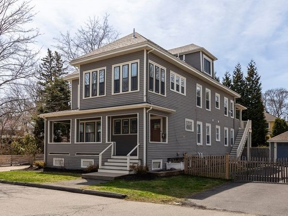 26 Cedar St 2, Marblehead MA 01945