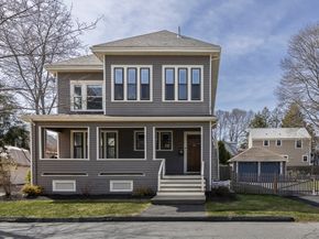 26 Cedar St 2, Marblehead MA 01945
