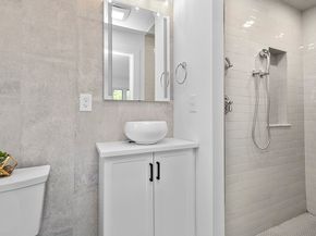 1 Ridge Hill Rd, Canton MA 02021
