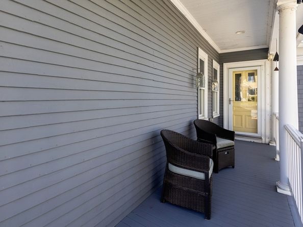 3 Massasoit St, Plymouth MA 02360