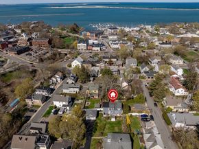 3 Massasoit St, Plymouth MA 02360
