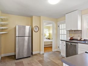 16 Lakeview Dr, Littleton MA 01460