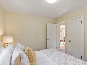 16 Lakeview Dr, Littleton MA 01460