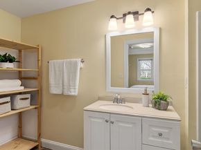 16 Lakeview Dr, Littleton MA 01460