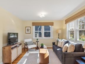 16 Lakeview Dr, Littleton MA 01460